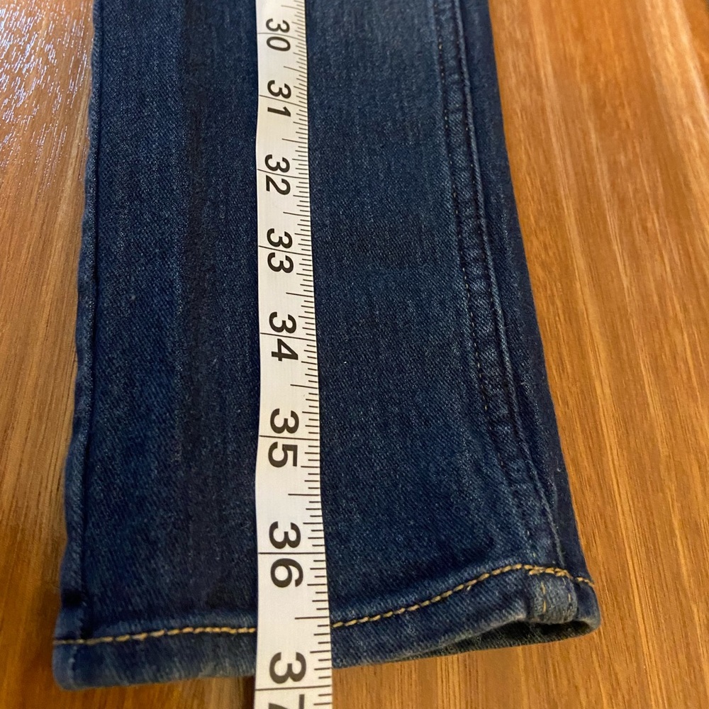 H&M Jeans Eu size 27 (us size 6) dark wash skinny jeans. Worn twice, like new - Picture 2 of 7